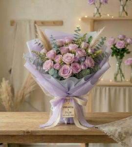 ramo rosas lilas o moradas significado amor a primera vista